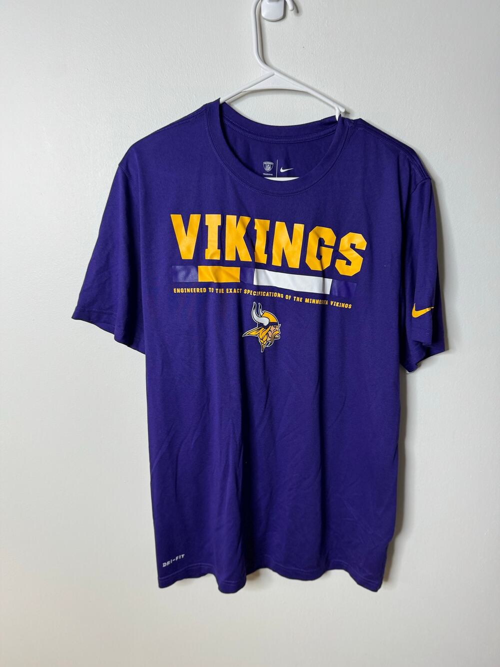 Dri-Fit Nike Tee Minnesota Vikings Purple Athletic Sporty T-Shirt Sz: Large